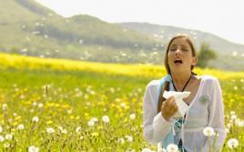 Kako izgleda alergija na sonce pri odraslih in otrocih?